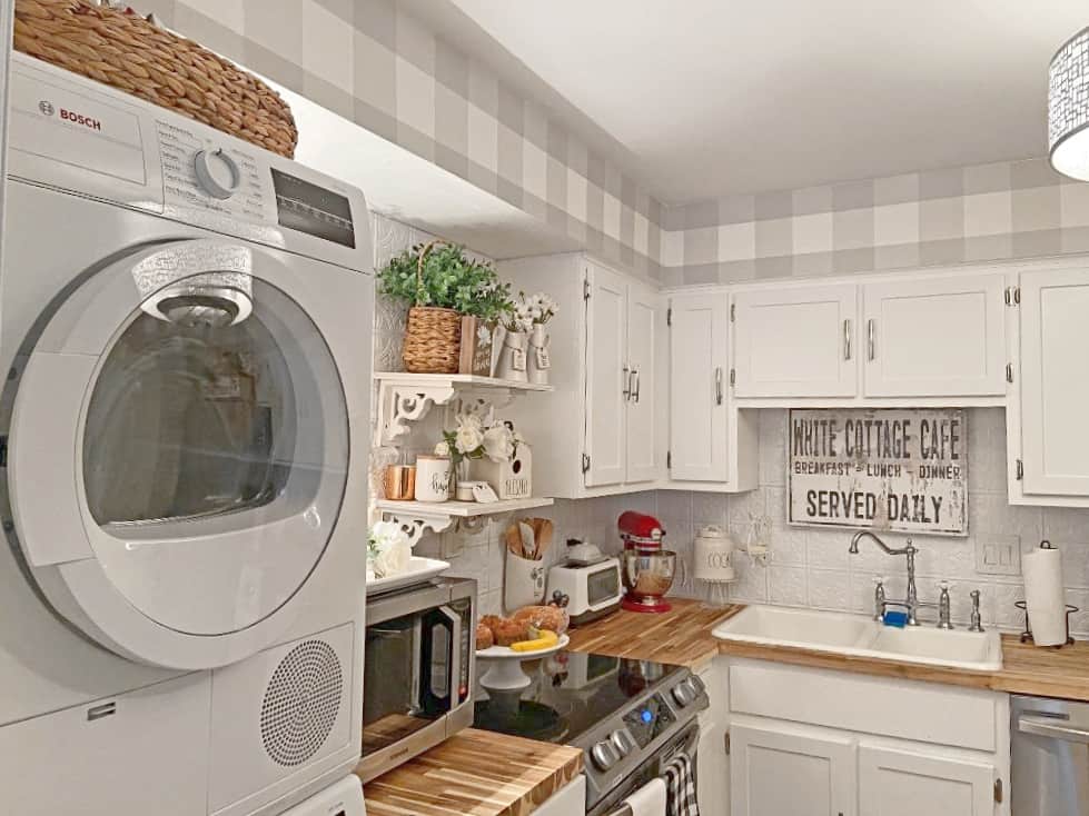 Best Kitchen Soffits Ideas Use Wallpaper