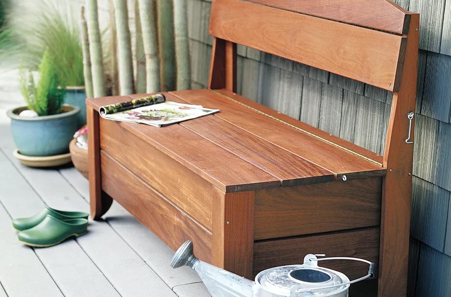 Built-In DIY Garden Bench