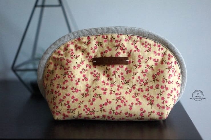 Crescent-Shaped Cosmetics Bag