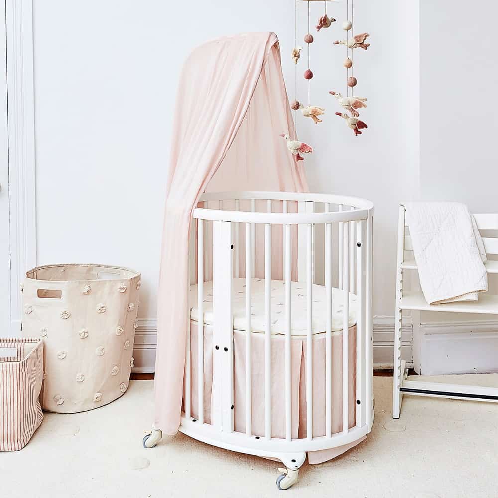 DIY Canopy Bassinet