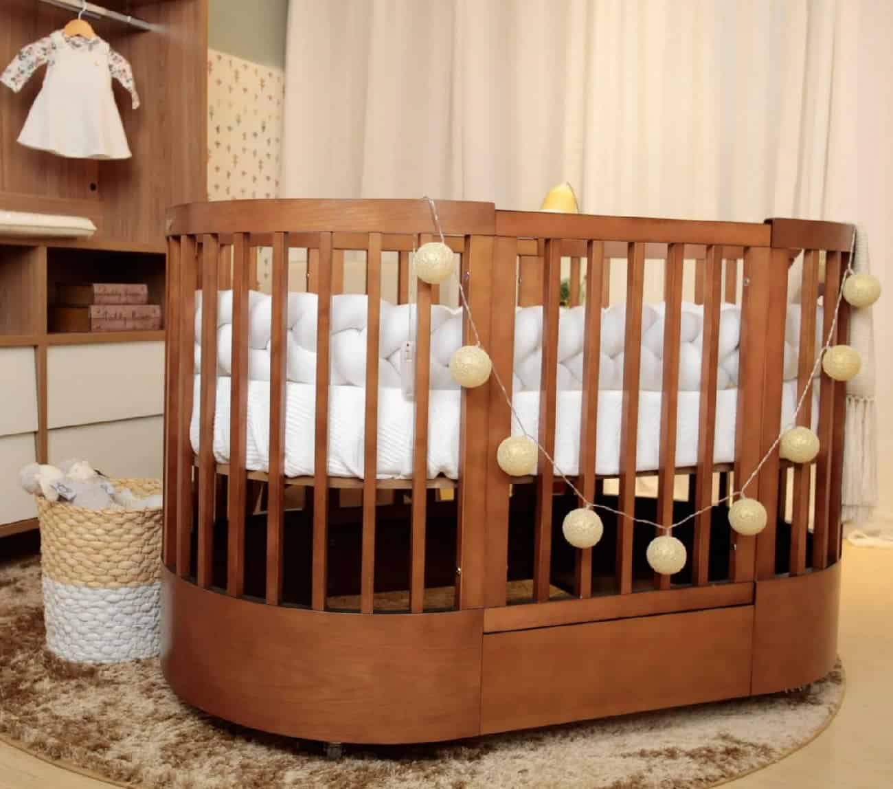 DIY Convertible Bassinet