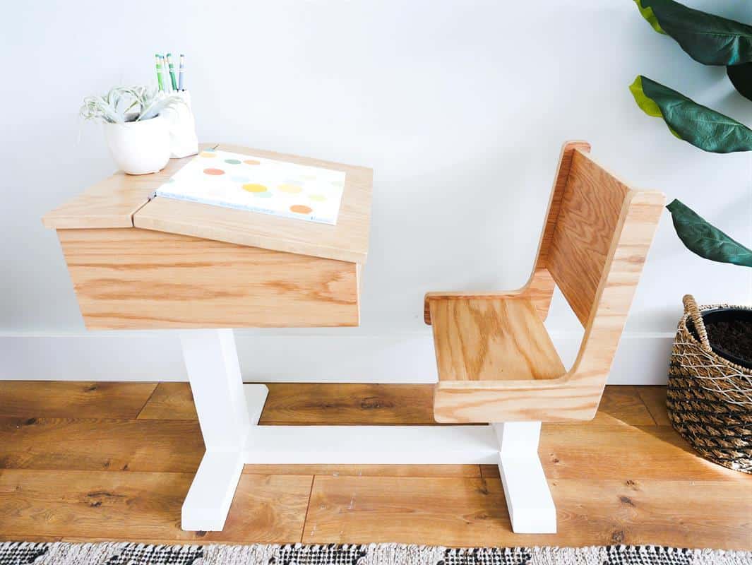DIY Kids Desk Plans