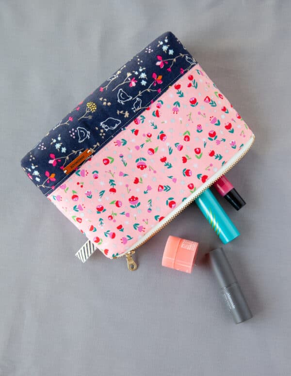 DIY Makeup Bag with Zipper