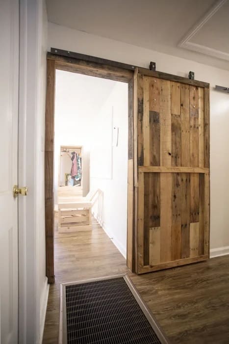 DIY Pallet Barn Door