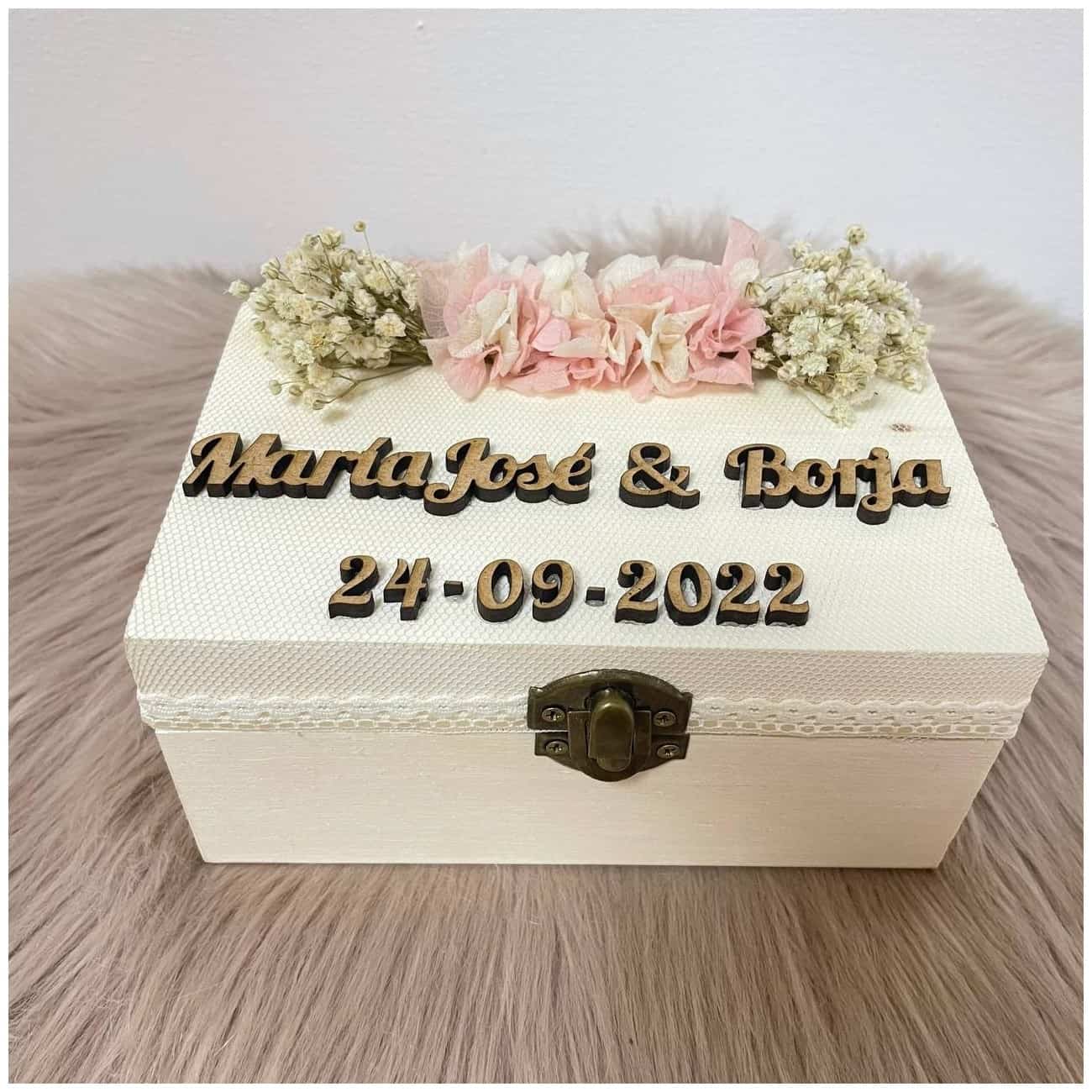 DIY Ring Box Accessories