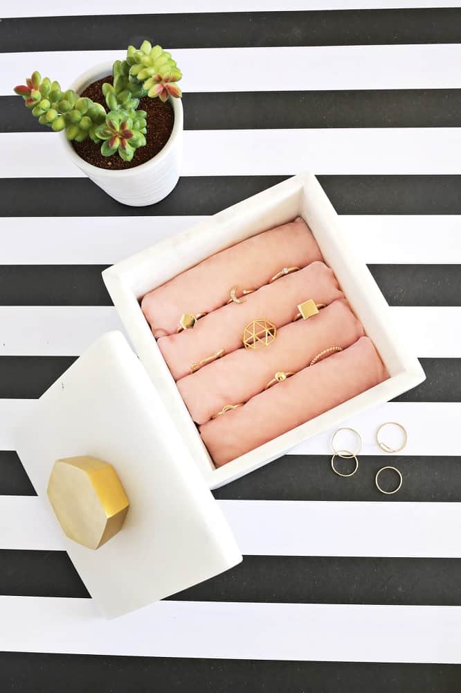 DIY Velvet Ring Box Idea