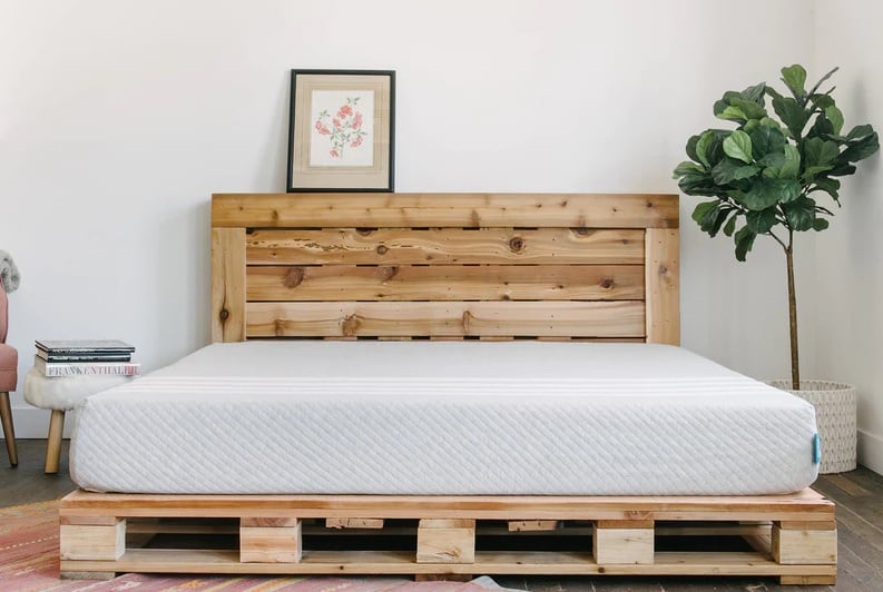 How to build a bed frame using recycled materials 