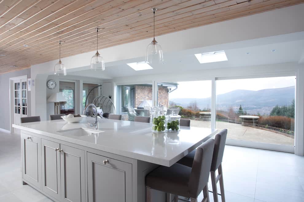Kitchen Peninsula with a View