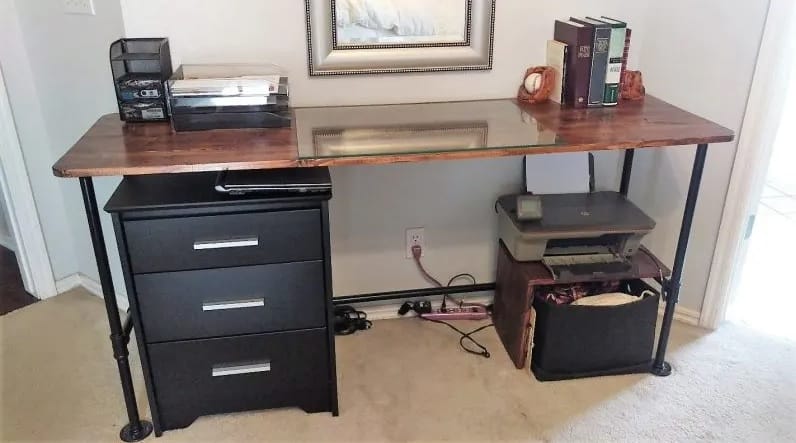 Metal Pipe Desk