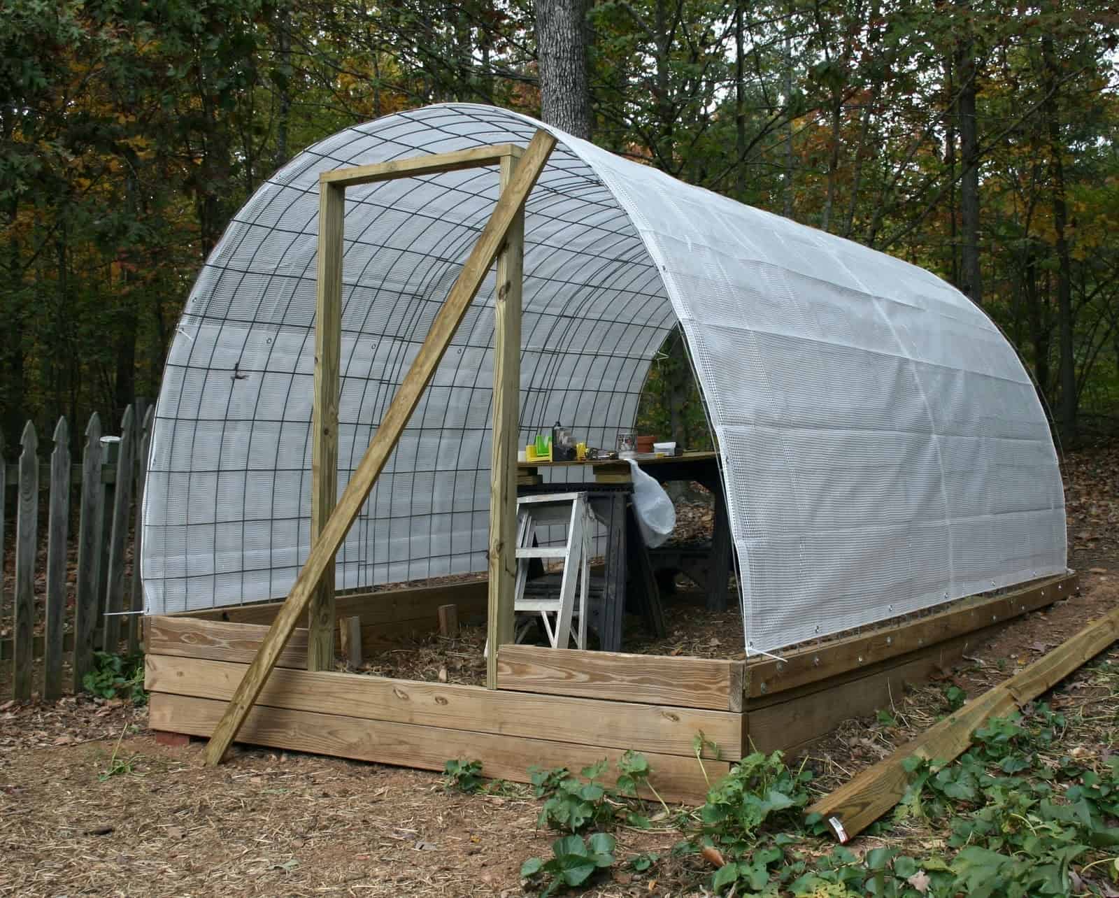 7-easy-to-build-diy-hoop-house-plans-and-instructions