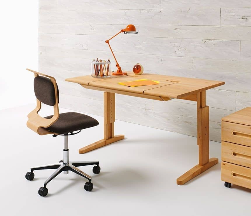 Adjustable Kids Desk
