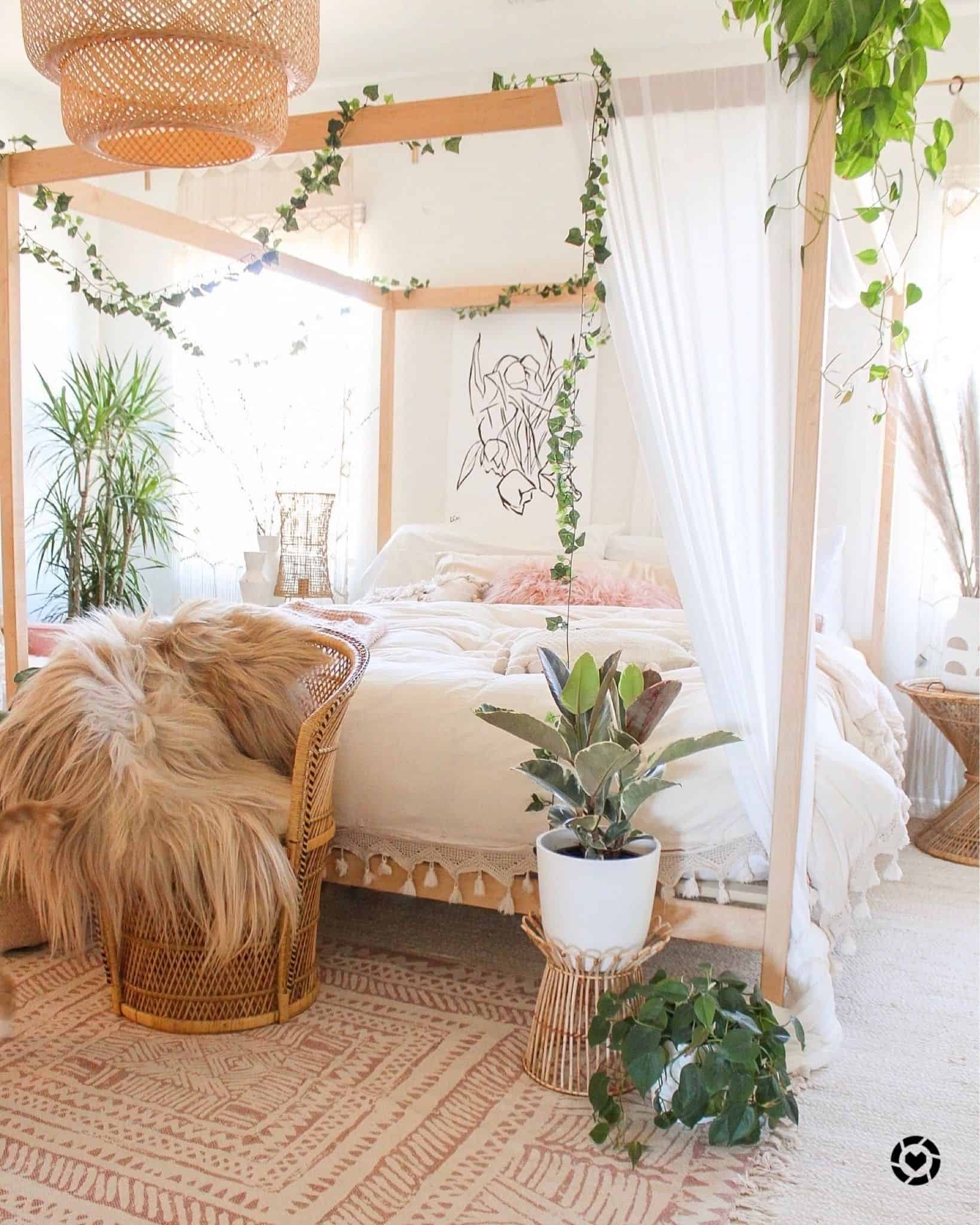 bohemian-bedroom-ideas-with-plants.jpg