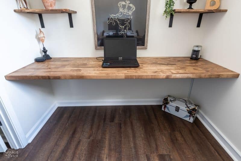 Diy Floating Desk Made From Reclaimed Wood