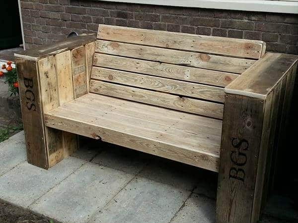Diy Garden Bench Made Out Of Pallet Wood