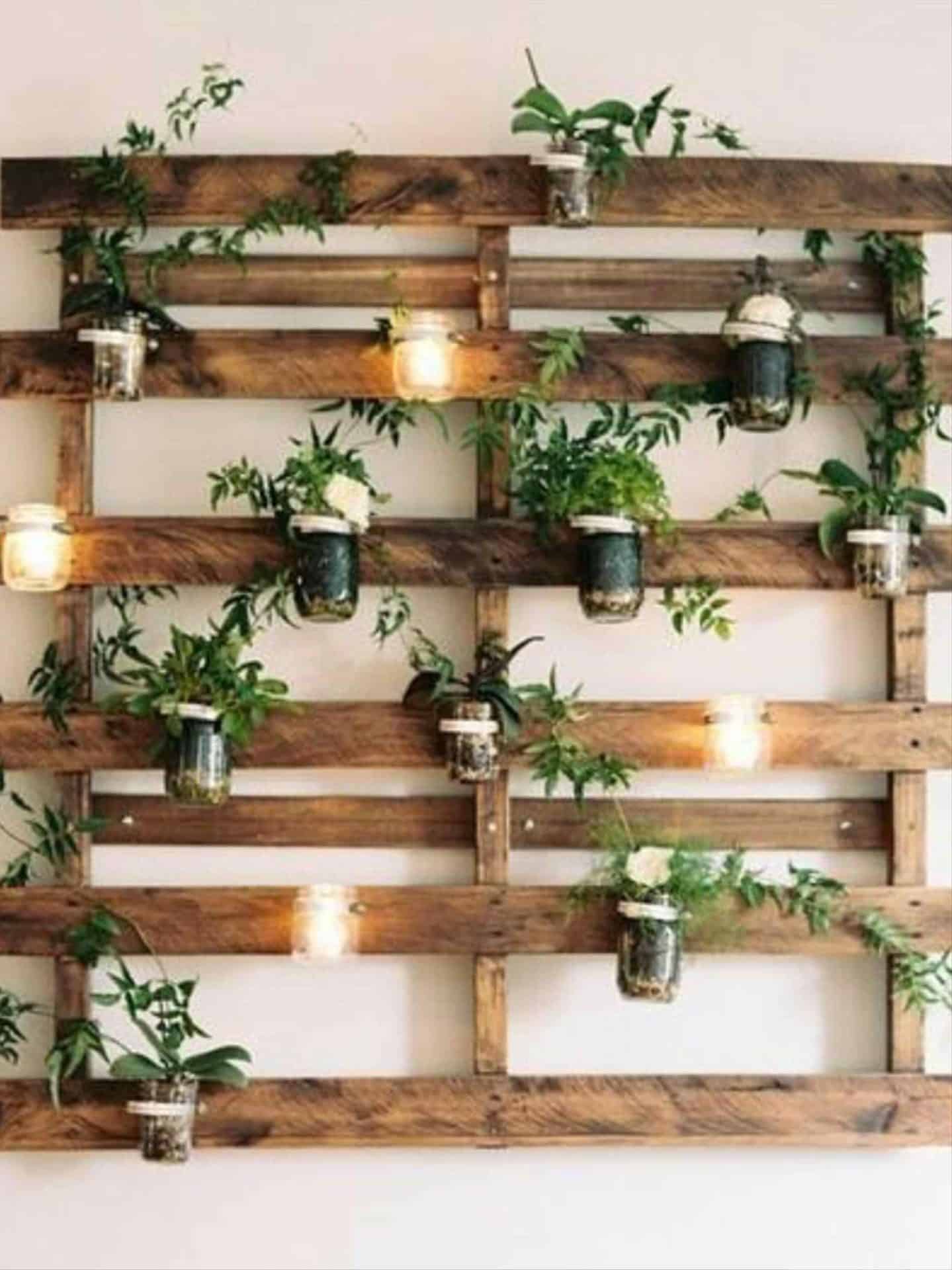Diy Hanging Herb Garden From An Old Pallet