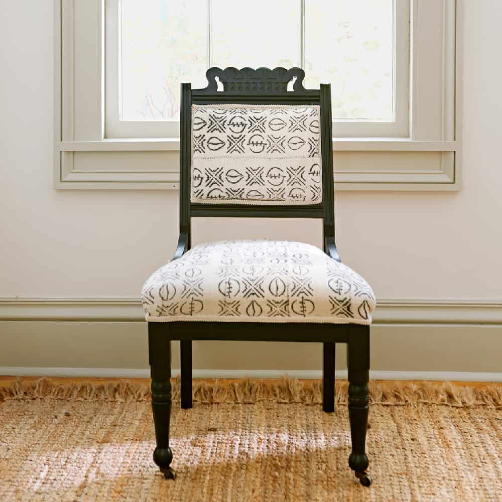 diy simple chair with fabric