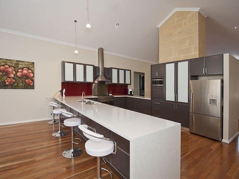 L-Shaped Kitchen Bar