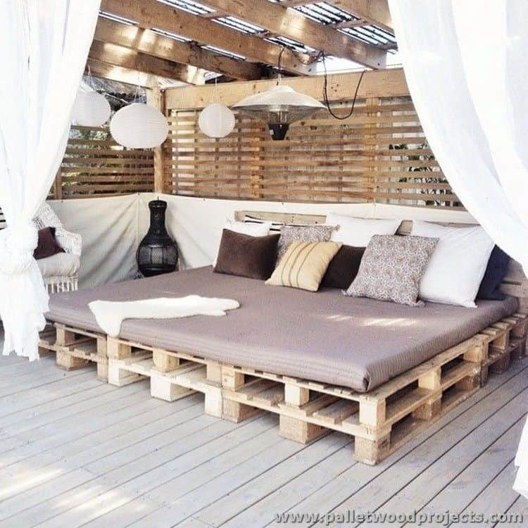 Pallet Daybed Plans