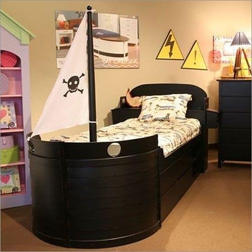 Pirate Ship Themed Diy Kid'S Bed Plans