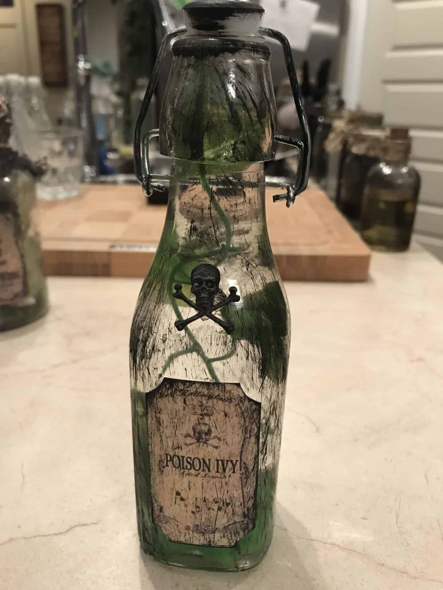Poison Ivy Potion Bottle Shadow'S Gate