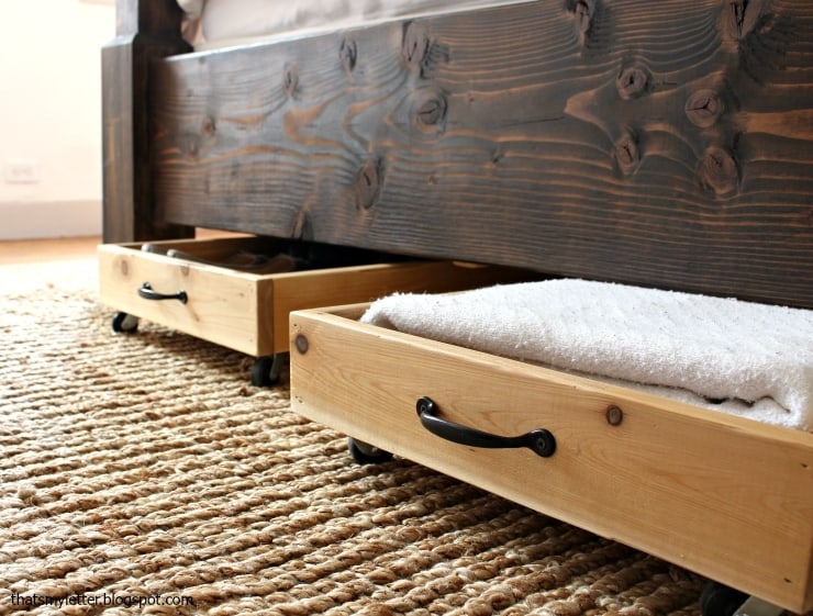 Rolling Storage Bed Made Of Drawer