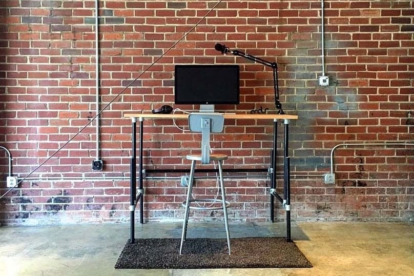Small Pipe Desk