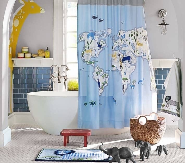 The White And Blue Tiles Bathroom For A Fresher Feel