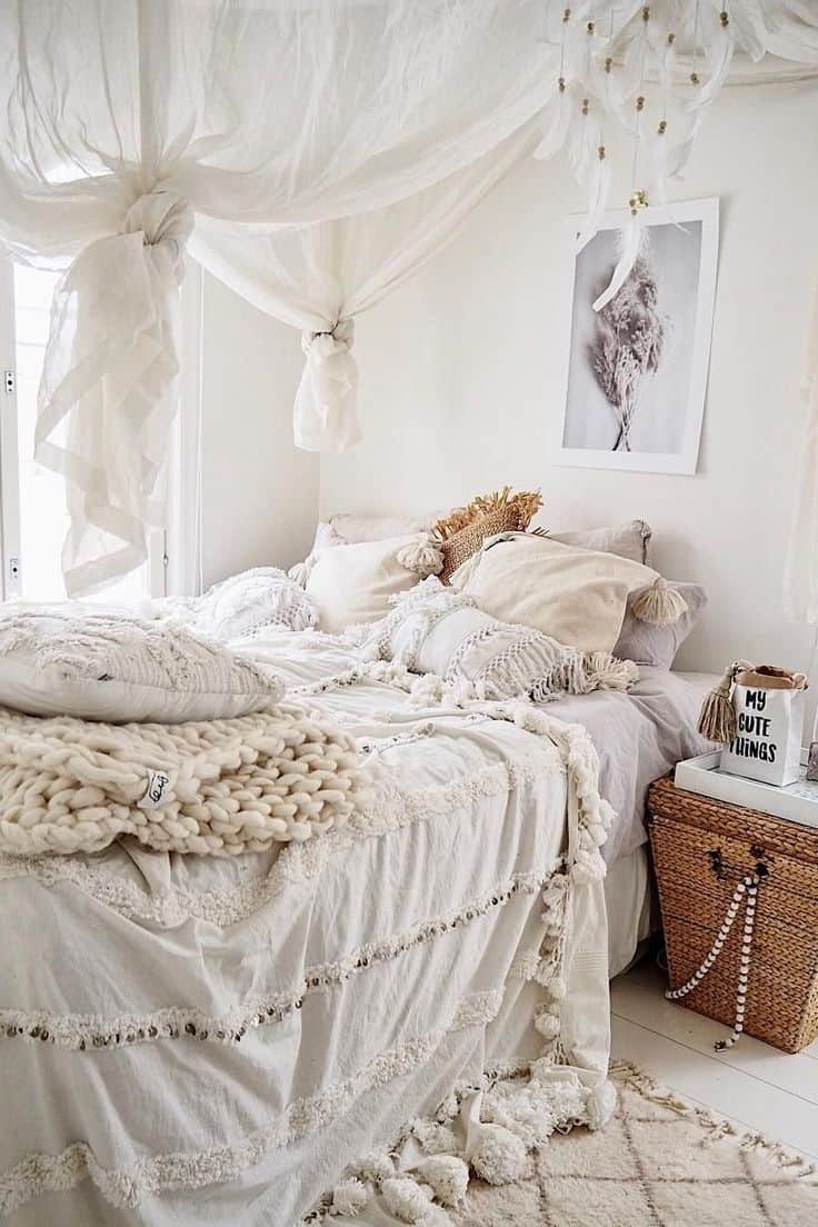 White Bohemian Bedroom Ideas
