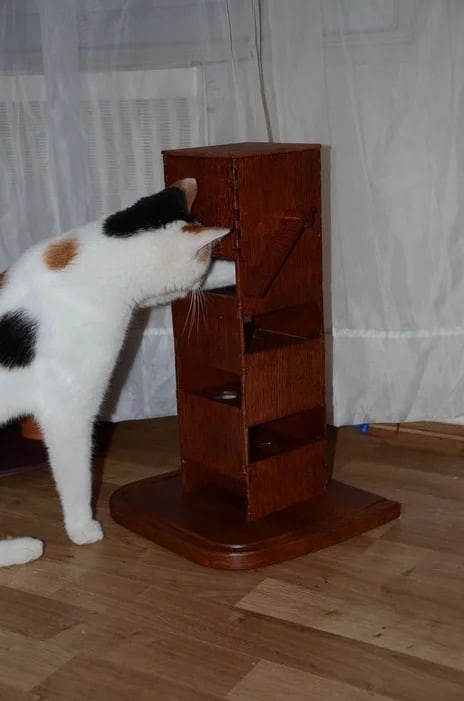 Wooden Cat Puzzle Feeder Tower